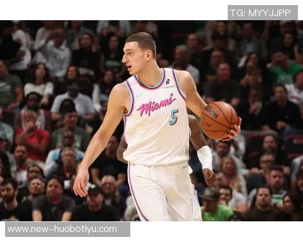 约维奇欧锦赛表现抢眼场均128分4篮板22助攻三项命中率超180俱乐部