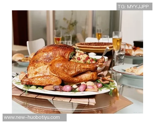 汤爹认可梅根掌管火鸡大餐称黑人女性烹饪技艺出众