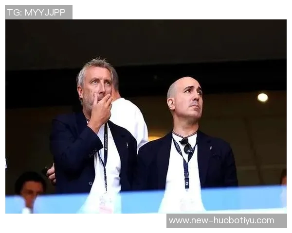 曼联前球员质疑球队引进舍什科的决策与适配性问题